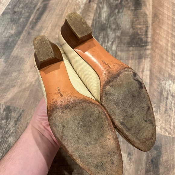 Salvatore Ferragamo Woman’s Beige Heels Made in Italy Sz 8.5 AA - Picture 5 of 10